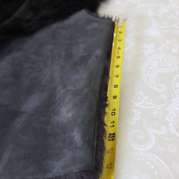 Loft Open Front Faux Leather/Fur Vest Size Medium Grey Outer with Black Faux Fur - Picture 7 of 13